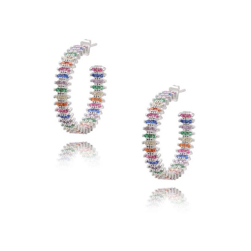 Farebné dámske kruhové náušnice