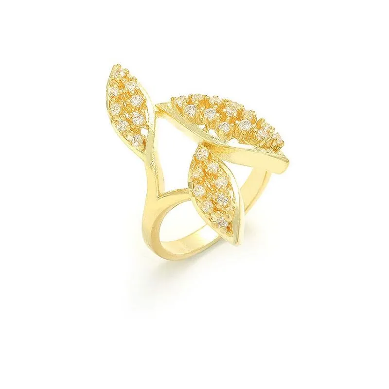 Strieborný prsteň v tvare listu