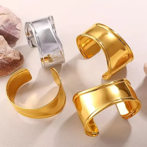 Náramky z nehrdzavejúcej ocele v retro-štýle